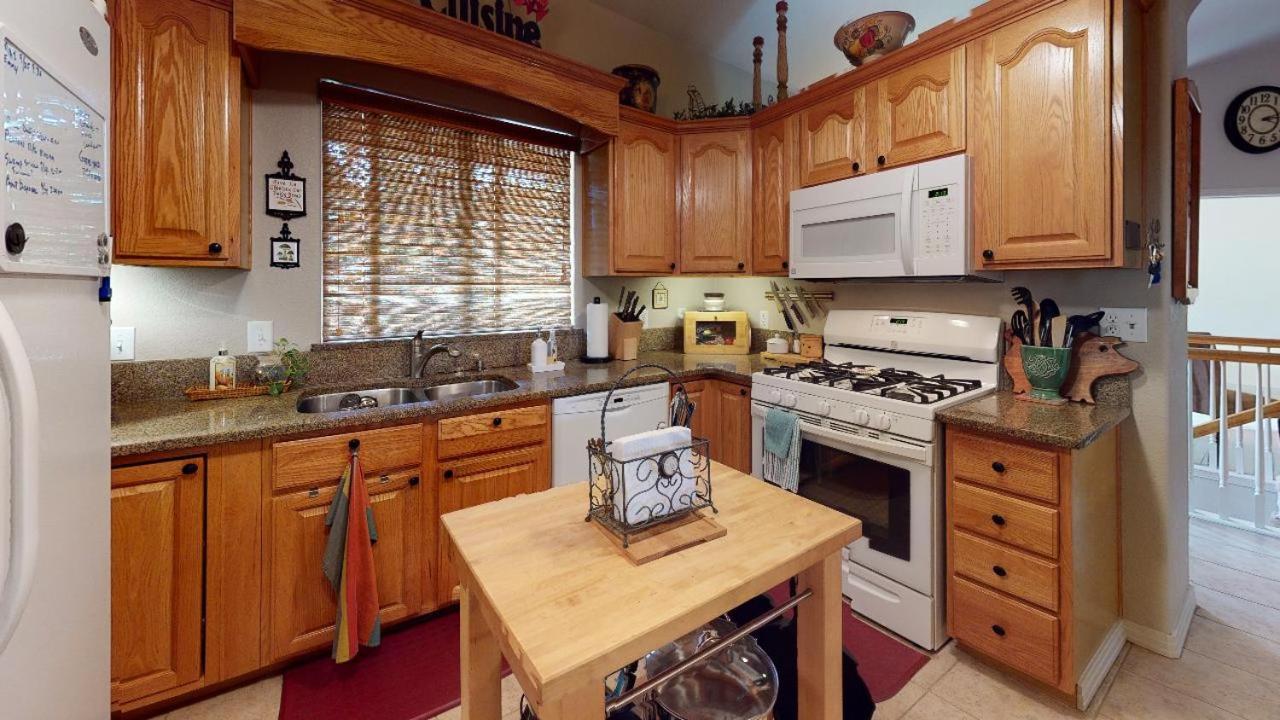 120 Winding Meadow By Vacation Rentals For You Monument المظهر الخارجي الصورة